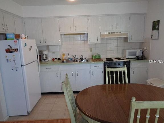 2nd image of 4314 Tahitian Gardens Cir APT D