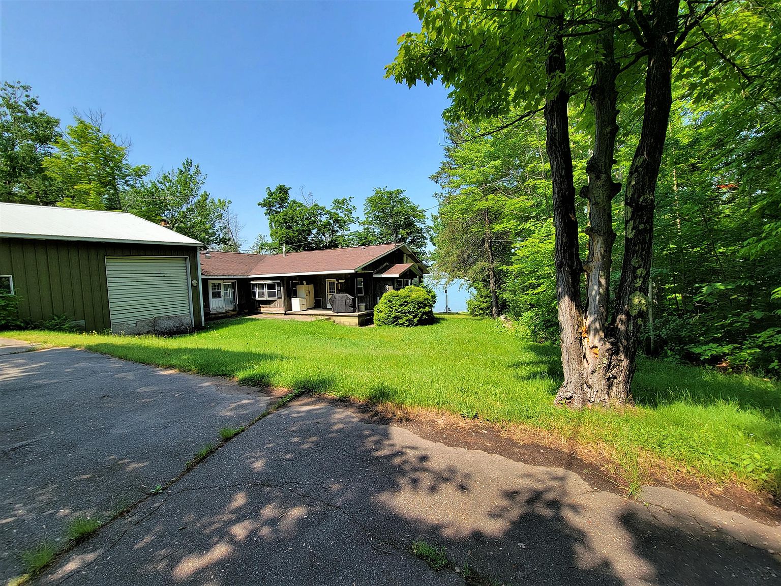 4160 S Westshore Dr, Sault Sainte Marie, MI 49783 | MLS #23-454 | Zillow