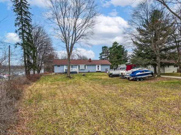 200 Cochran Rd, Cuyahoga Falls, OH 44223