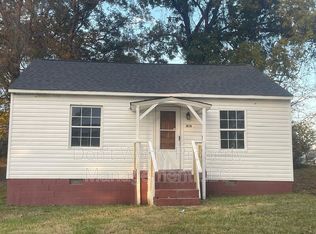 404 Carroll St, Reidsville, NC 27320