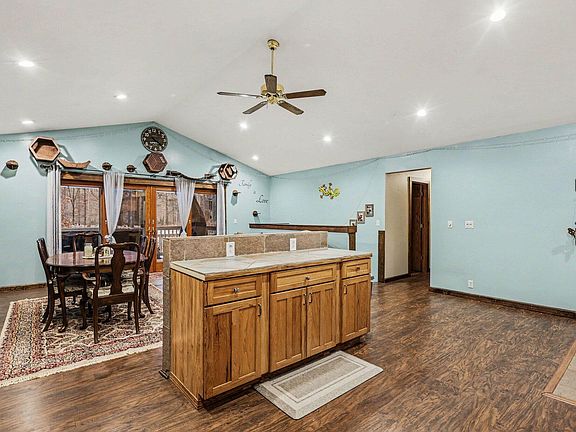 5th image of 12212 Five Mile Rd