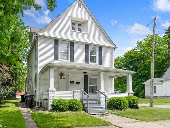 2nd image of 121 Lincoln Ct #1