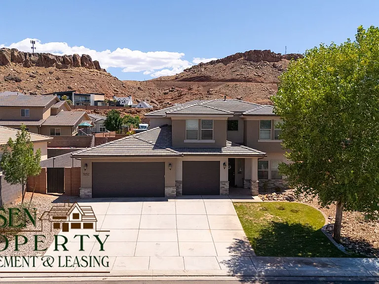 3252 E Tanoak Dr — Photo 4