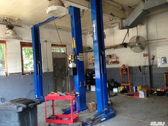 2nd image of 255 Lake Ave