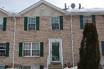 1st image of 125 Sterling Ave