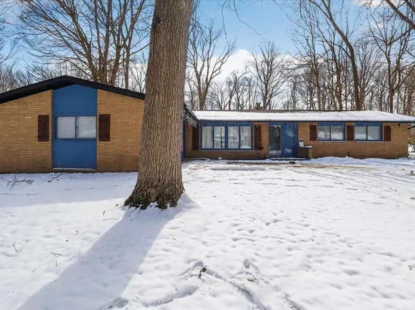 536 Widener Ln, South Bend, IN 46614