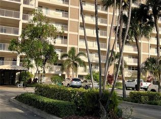 2671 S Course Dr APT 403, Pompano Beach, FL 33069