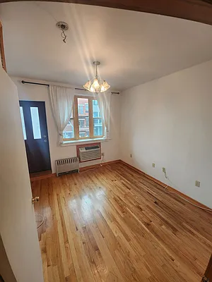 Rented by Apple Exclusive Realty Inc | media 28