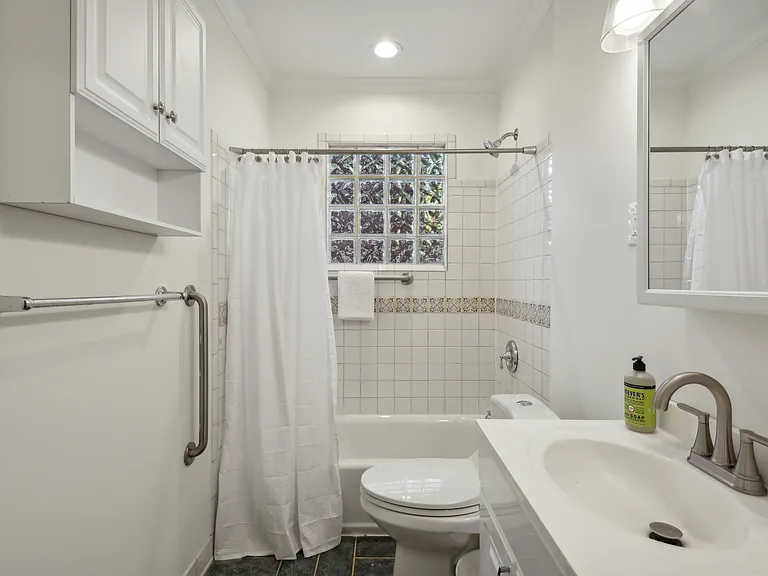 1003 Glenwood Ave SE — Photo 22