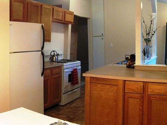 Ton of counter space