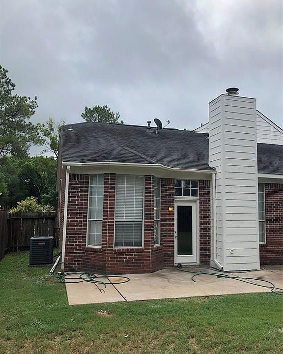 1st image of 15115 Trumpet Vine Ln