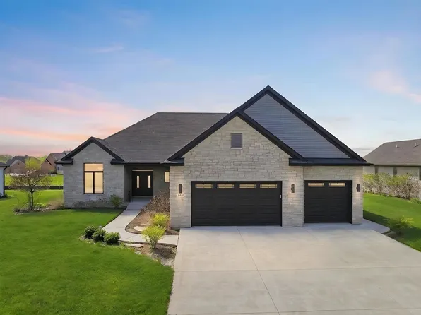 718 Independence Ave, Sycamore, IL 60178