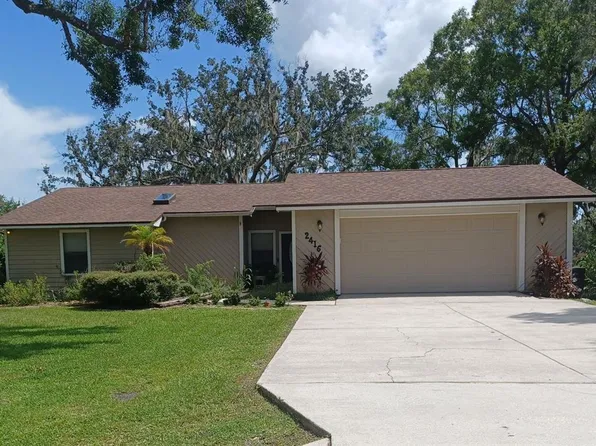 2416 Twelve Point Dr, Lakeland, FL 33811
