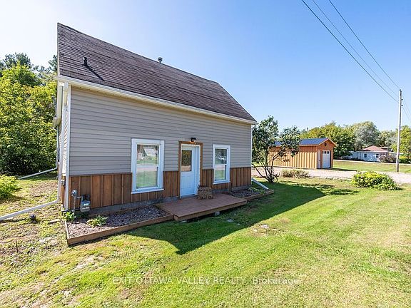 4th image of 733 Calvin Rd