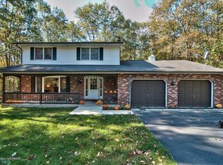113 Michael Ln, Stroudsburg, PA 18360