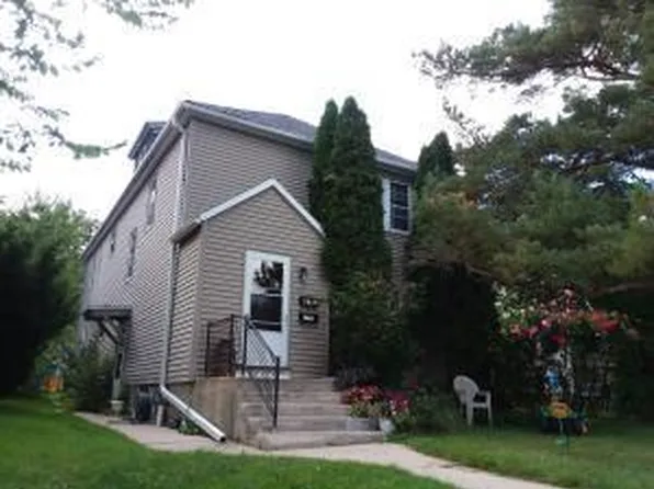 518 2nd AVENUE #518A, West Bend, WI 53095