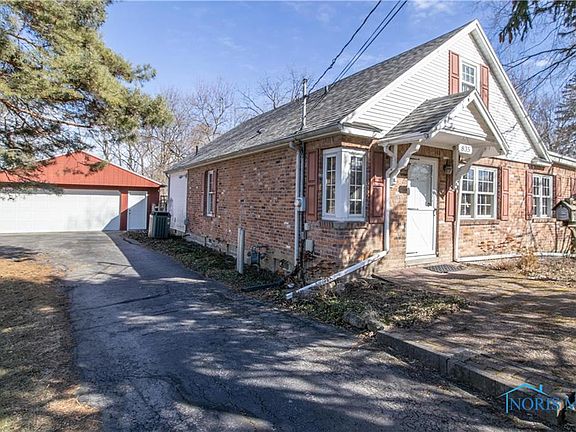 3rd image of 835 Louisiana Ave
