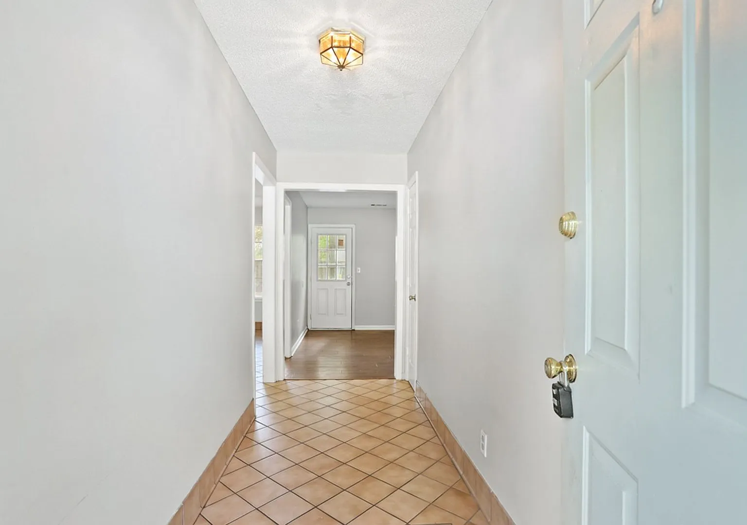 3 bedroom, 2 bath Norwood home with new HVAC, new roof and fenced in backyard. — Photo 2