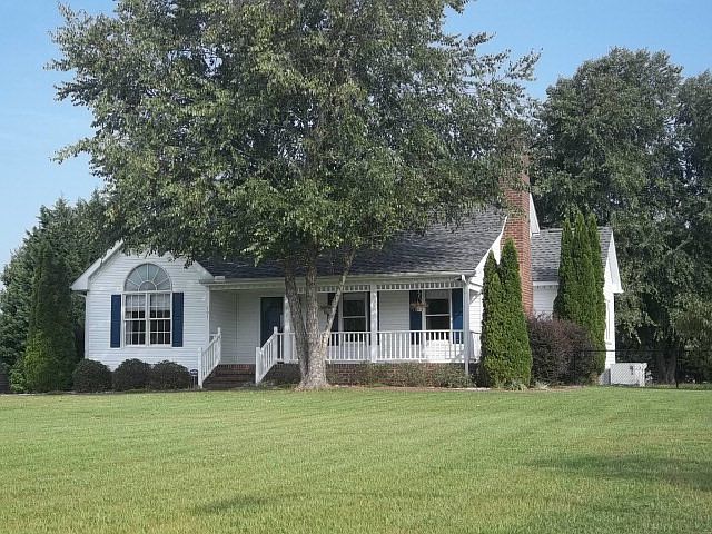 1st image of 707 S Creek Dr