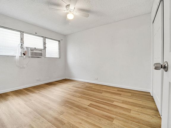5th image of 851 Ala Lilikoi St APT 1