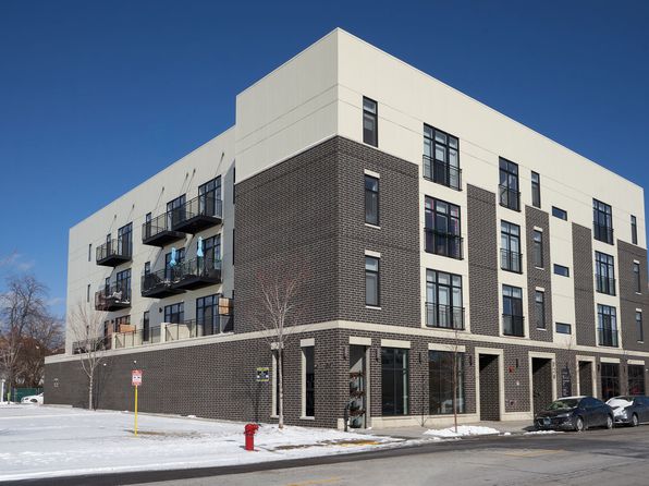 926 E 43rd St #303