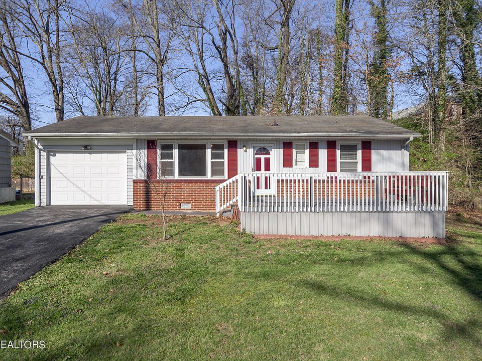 1st image of 2905 Davis St