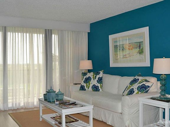 20150624205104270658000000-o