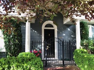 2443 SW Montgomery Dr, Portland, OR 97201