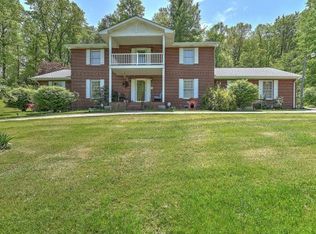 379 Minton Hollow Rd, Elizabethton, TN 37643