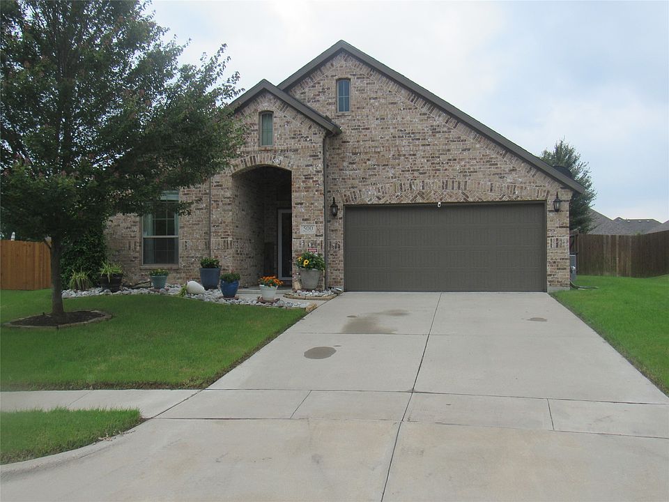 1st image of 500 Appaloosa Ln
