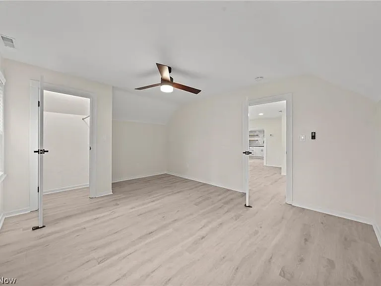 3301 Hancock Ave #UP — Photo 20
