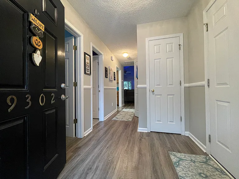 9302 Ayscough Rd — Photo 2