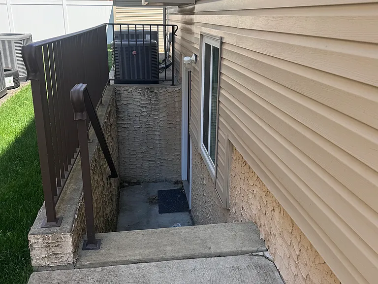 441 Deisius St #1 — Photo 13