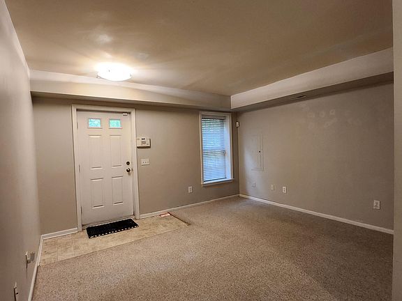 3rd image of 274 Parker Ave