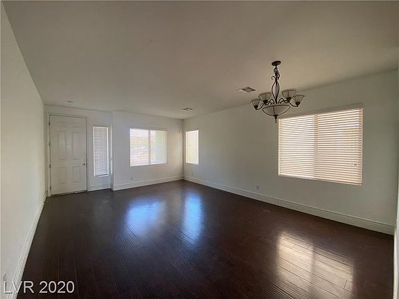 3rd image of 424 First On Dr