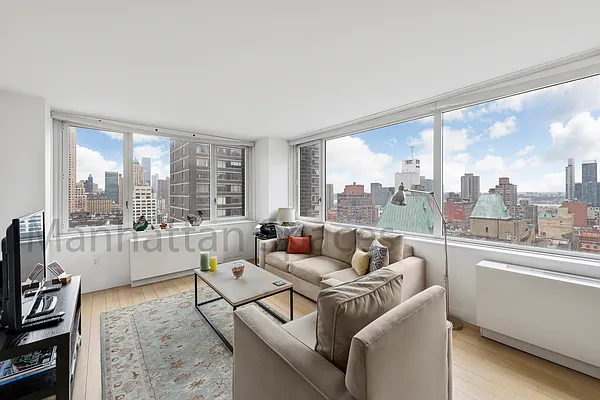 Rented by Manhattan Spaces | media 18