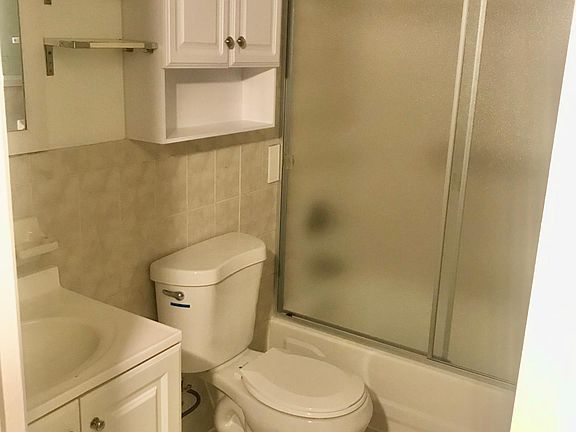 3rd image of 3449 Mickle Ave APT 2