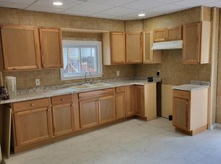 82 Canaan St, Carbondale, PA