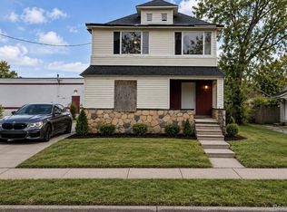 473 S Paddock St, Pontiac, MI 48341