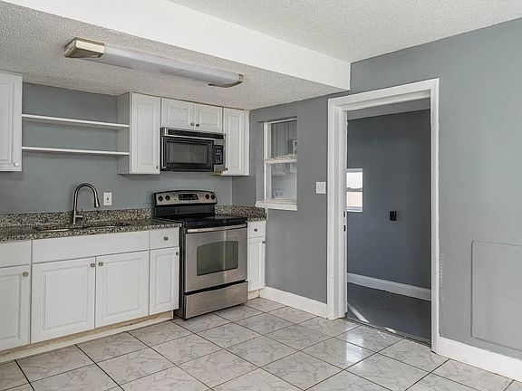 3rd image of 231 Palmetto Ave NW #231