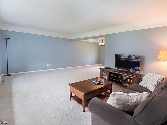 4th image of 4000 Dryden Dr