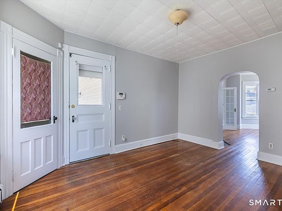 5th image of 25 Westfield Avenue