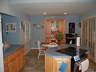 2nd image of 114 Jacqueline Ln
