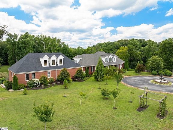 2nd image of 215 Log Shoals Rd