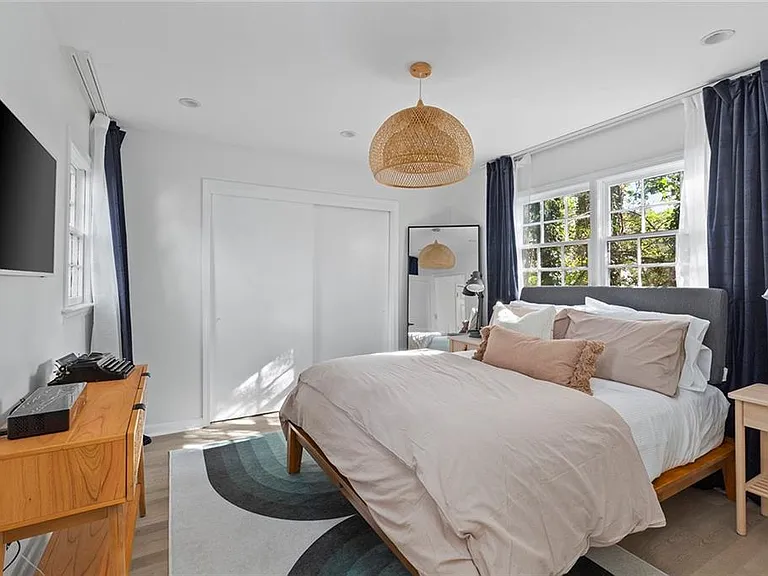 716 Stokeswood Ave SE #2B — Photo 8