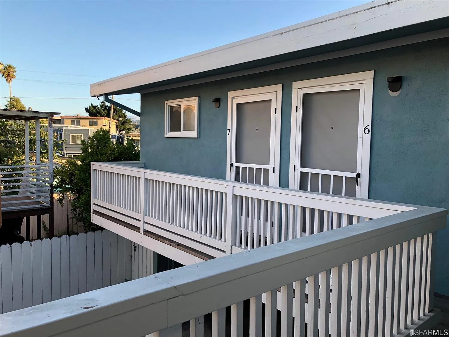 Studio, 1.0 bath, 350 sqft, $2,000 — Photo 2