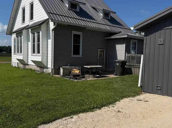 308 E Seymour St, Danville, IA 52623