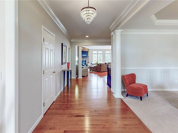 3rd image of 3504 Scotswood Cir