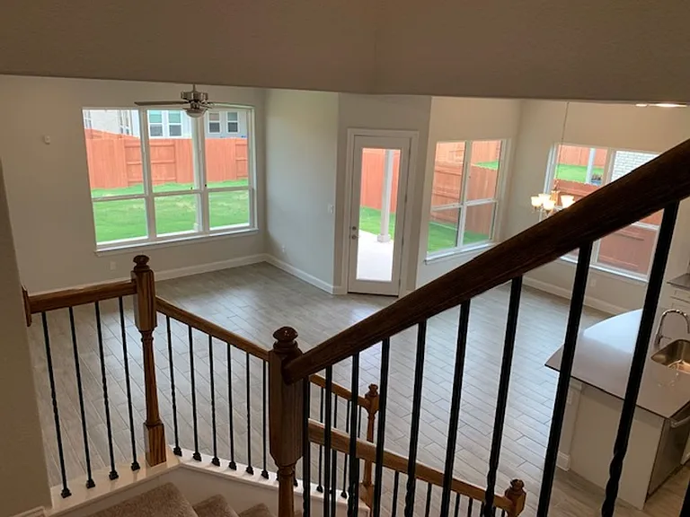 2202 Ambling Trl — Photo 11