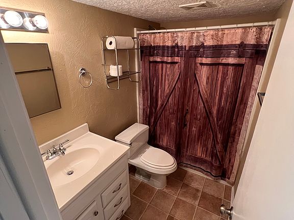 4th image of 1274 Osage Beach Rd #B